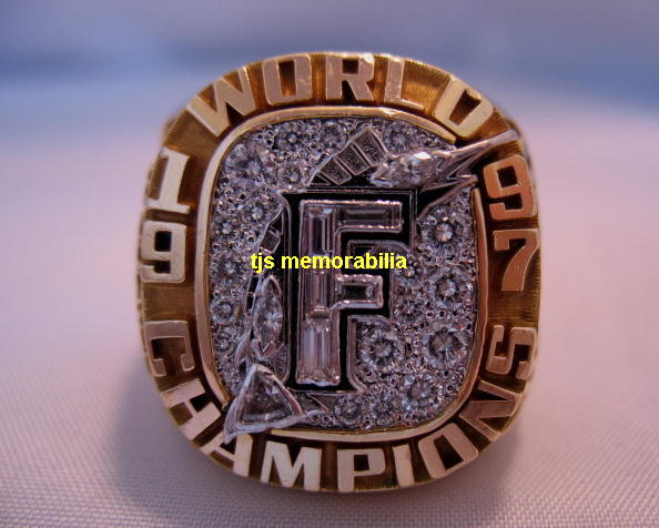 1997 FLORIDA MARLINS STAR PLAYER'S WORLD SERIES ''A'' LEVEL CHAMPIONSHIP RING