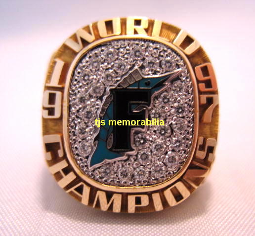 1997 FLORIDA MARLINS WORLD SERIES CHAMPIONSHIP  ''C'' LEVEL RING !