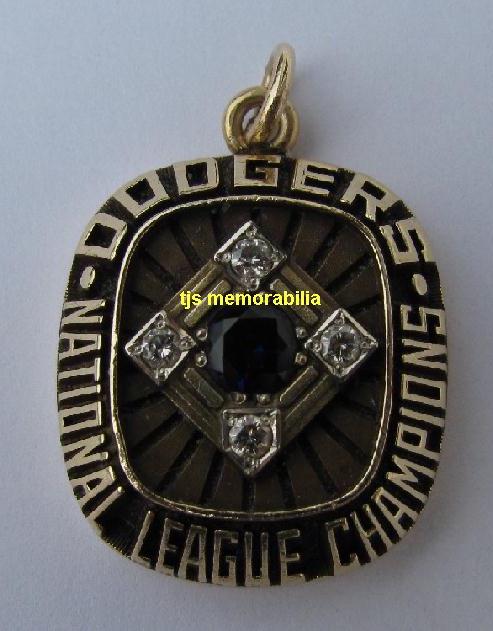 1977 LOS ANGELES DODGERS NL CHAMPIONSHIP PENDANT