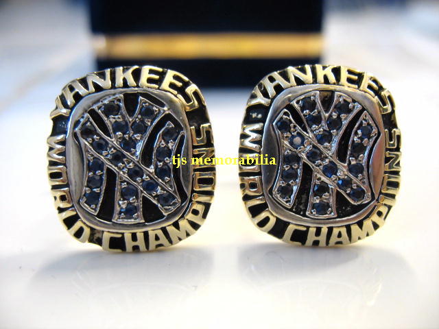 1977 NEW YORK YANKEES WORLD SERIES CHAMPIONSHIP CUFFLINKS