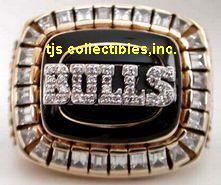 1992 CHICAGO BULLS NBA CHAMPIONSHIP PENDANT !