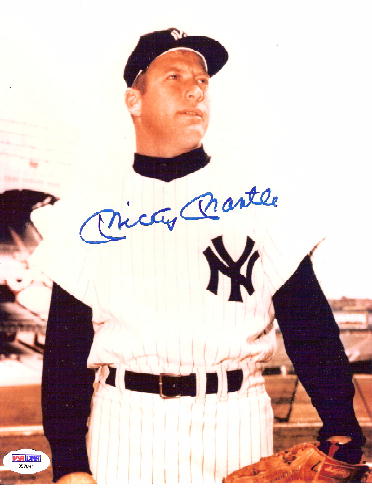 MICKEY MANTLE SIGNED 8 X 10 COLOR PHOTO