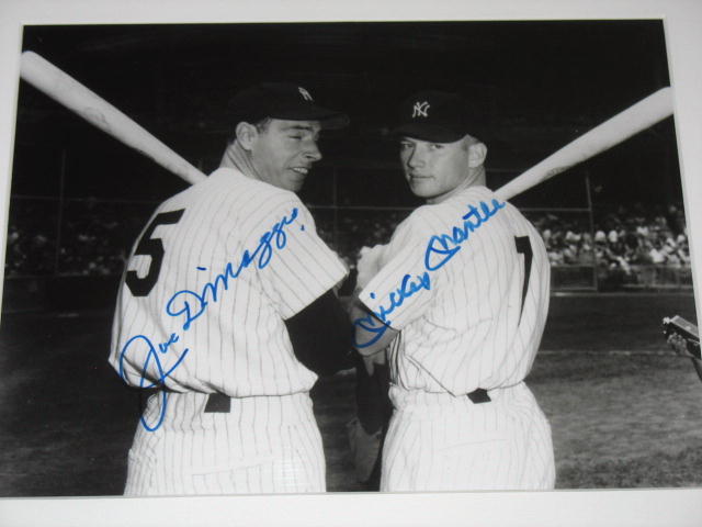 MICKEY MANTLE JOE DIMAGGIO FRAMED 8 x 10 SIGNED B & W  PHOTO