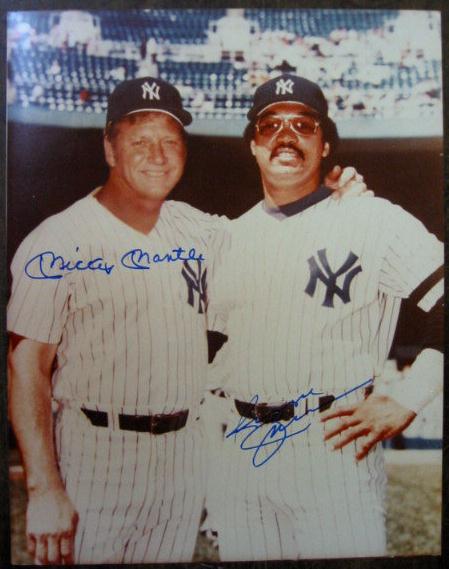 MICKEY MANTLE & REGGIE JACKSON SIGNED PHOTO !