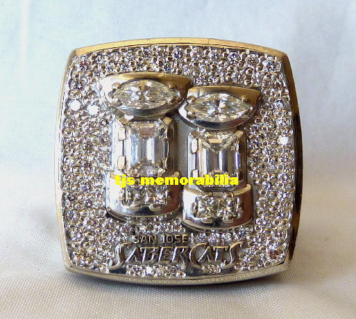 2004 SAN JOSE SABERCATS ARENA BOWL CHAMPIONSHIP RING & PRESENTATION BOX