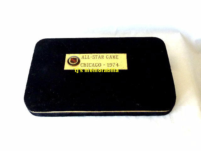 1974 CHICAGO NHL ALL STAR GAME CUFF LINKS , ETC.