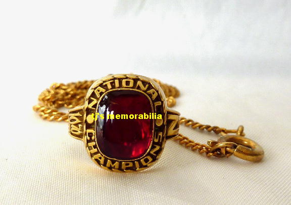 1971 NEBRASKA CORNHUSKERS NATIONAL CHAMPIONSHIP RING PENDANT